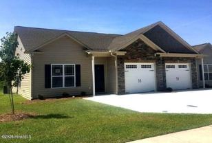 2301 Sweet Bay Dr #B - Photo 1 of 1
