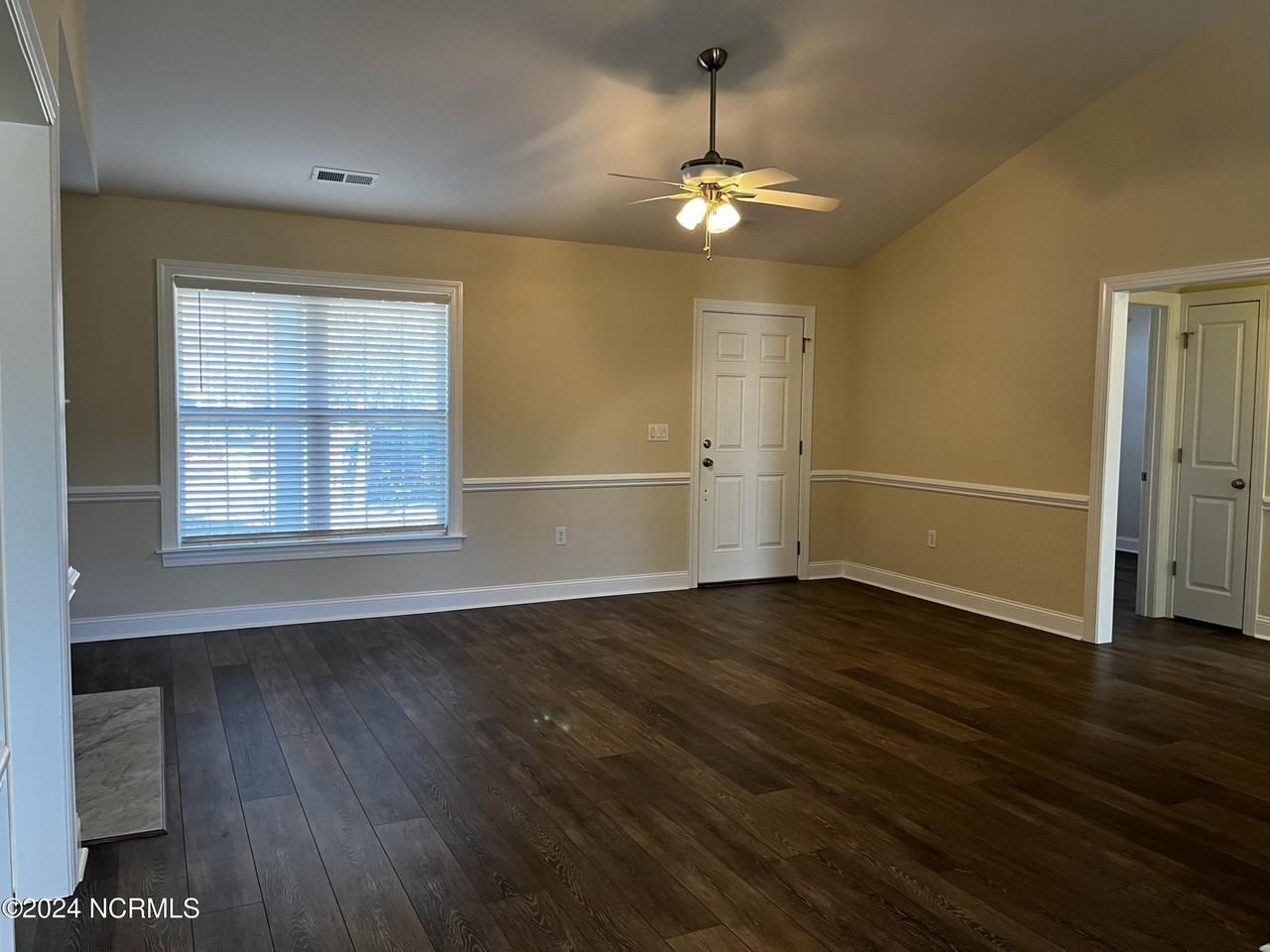 2927 Tesie Trl - Photo 2 of 24