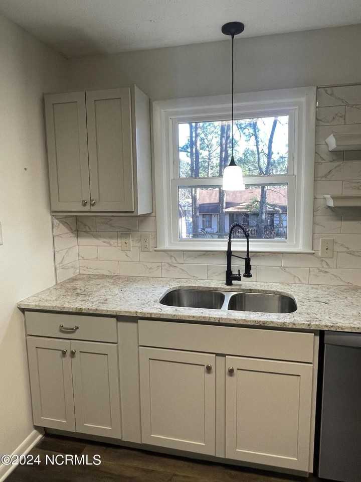3332 Red Fox Rd - Photo 5 of 17