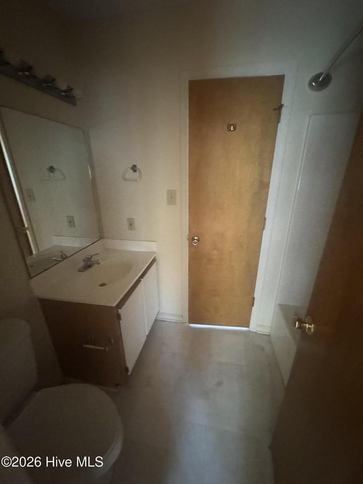 721 Carolina 24 Business - Photo 4 of 6