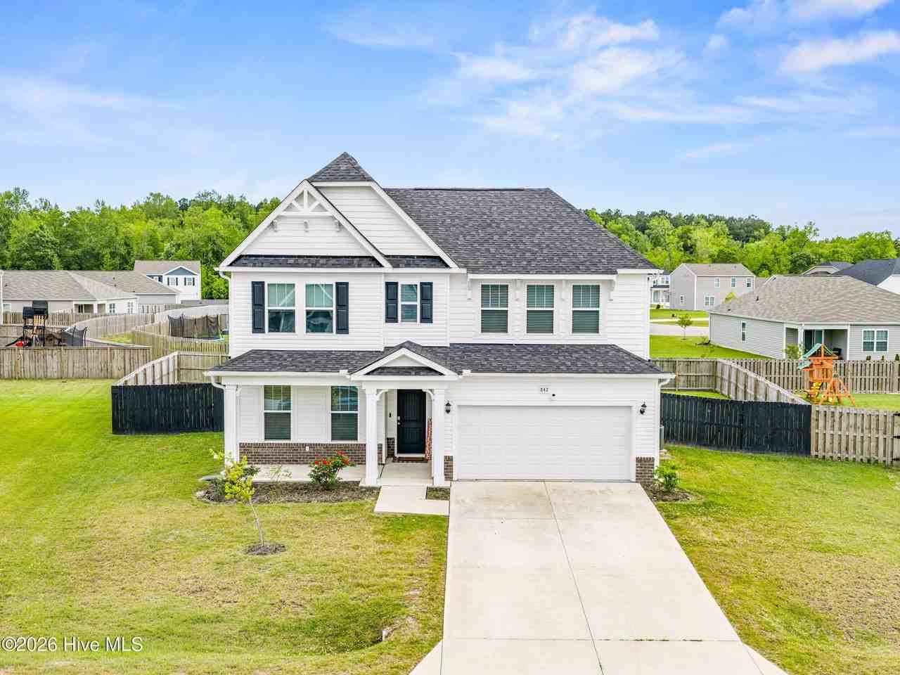 842 Tuscarora Trl - Photo 3 of 50