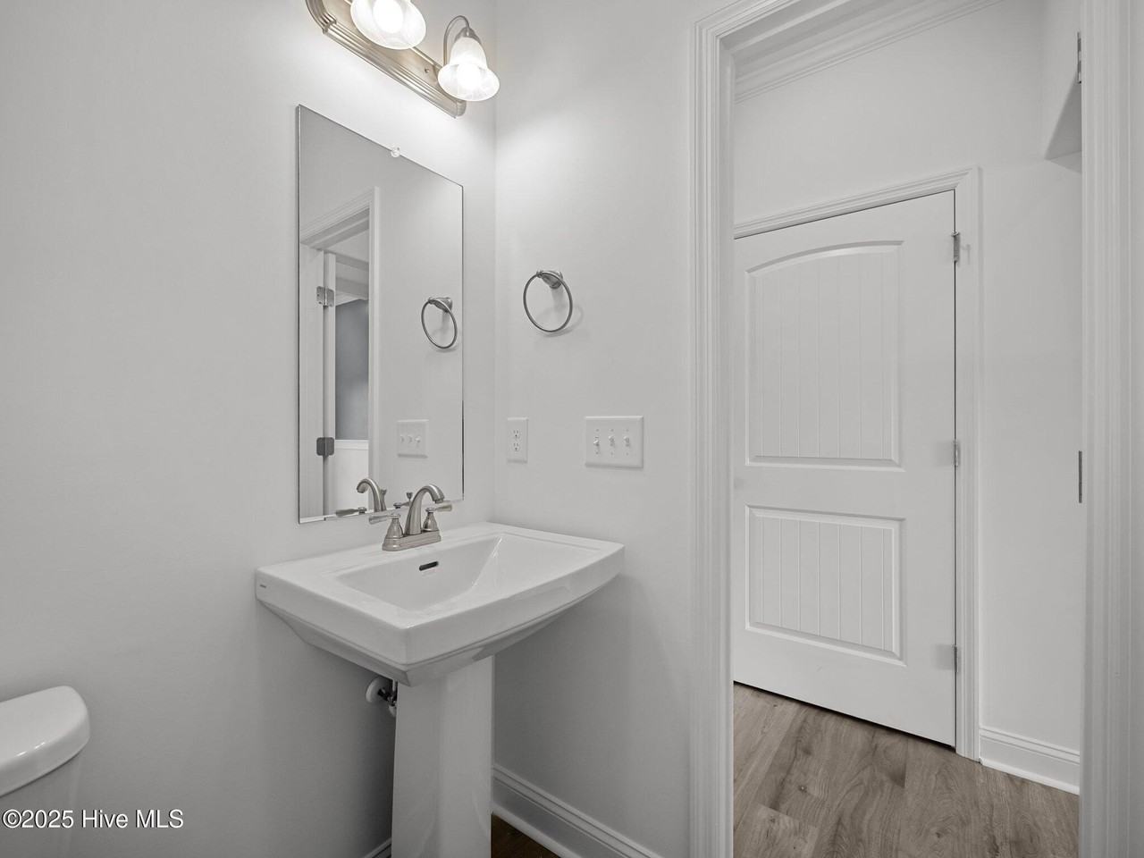 507 Harvest Meadows Xing - Photo 4 of 29