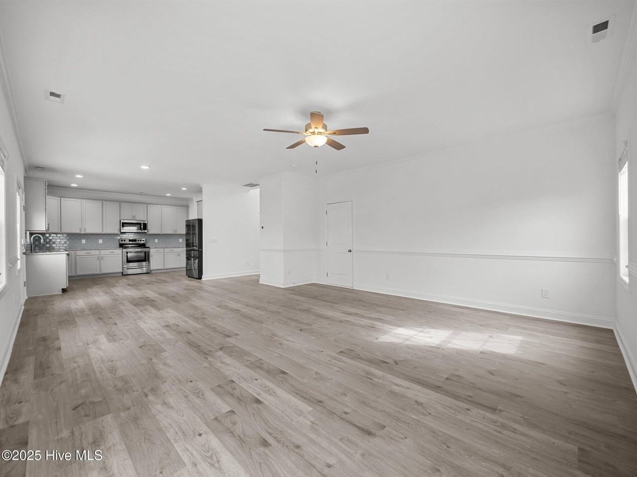507 Harvest Meadows Xing - Photo 7 of 29