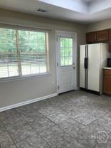700 Greenwich Dr - Photo 1 of 1
