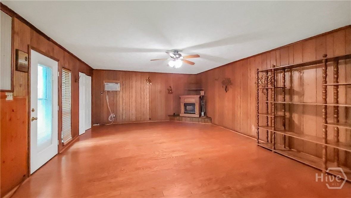 304 Olmstead Pl - Photo 3 of 19