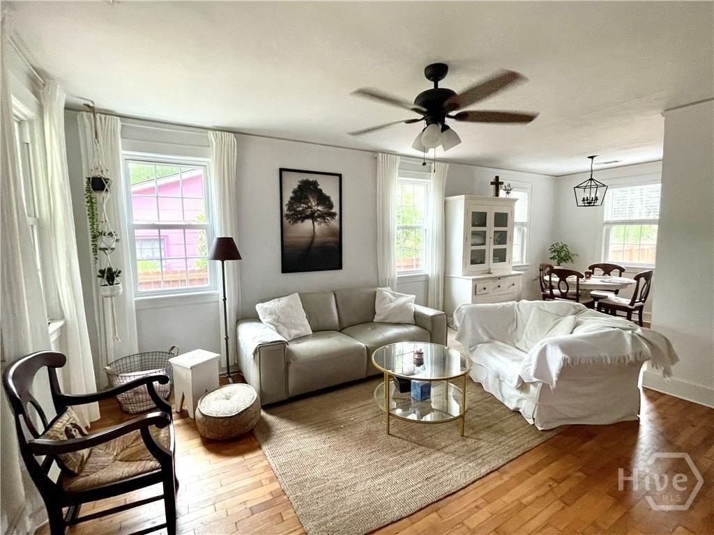 12 W 51st St - Photo 2 of 14