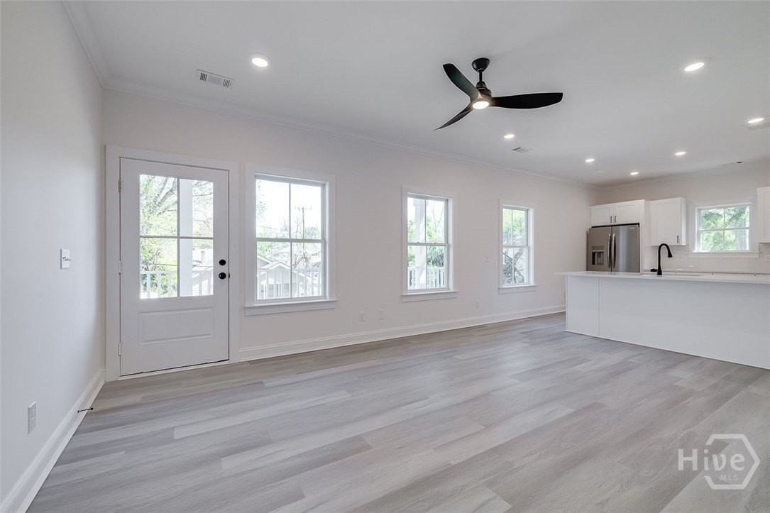 1615 Le Grand St - Photo 7 of 26