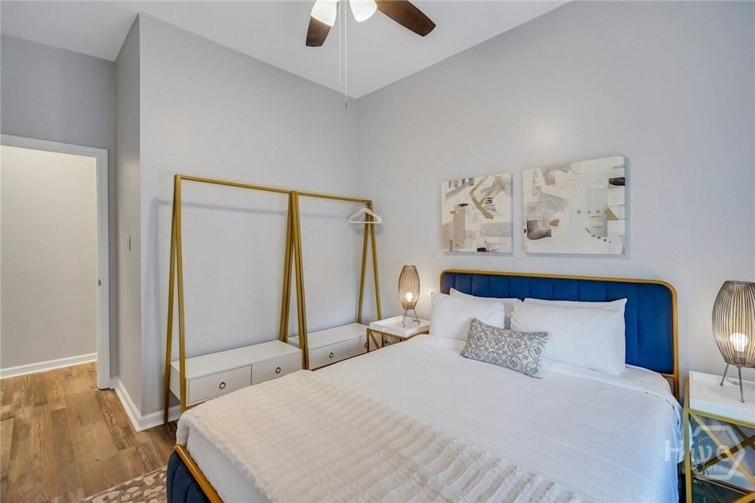 321 W 31st St #1 - Photo 7 of 20