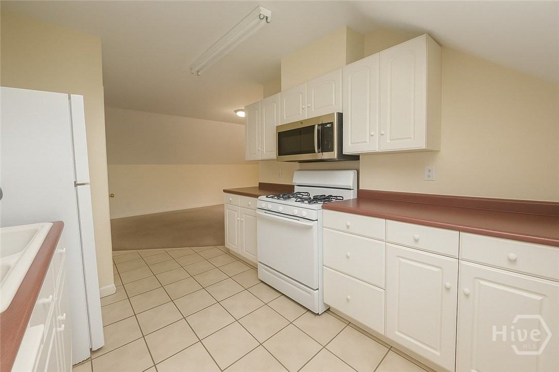1315 - Upstairs Bonaventure Road - Photo 6 of 15