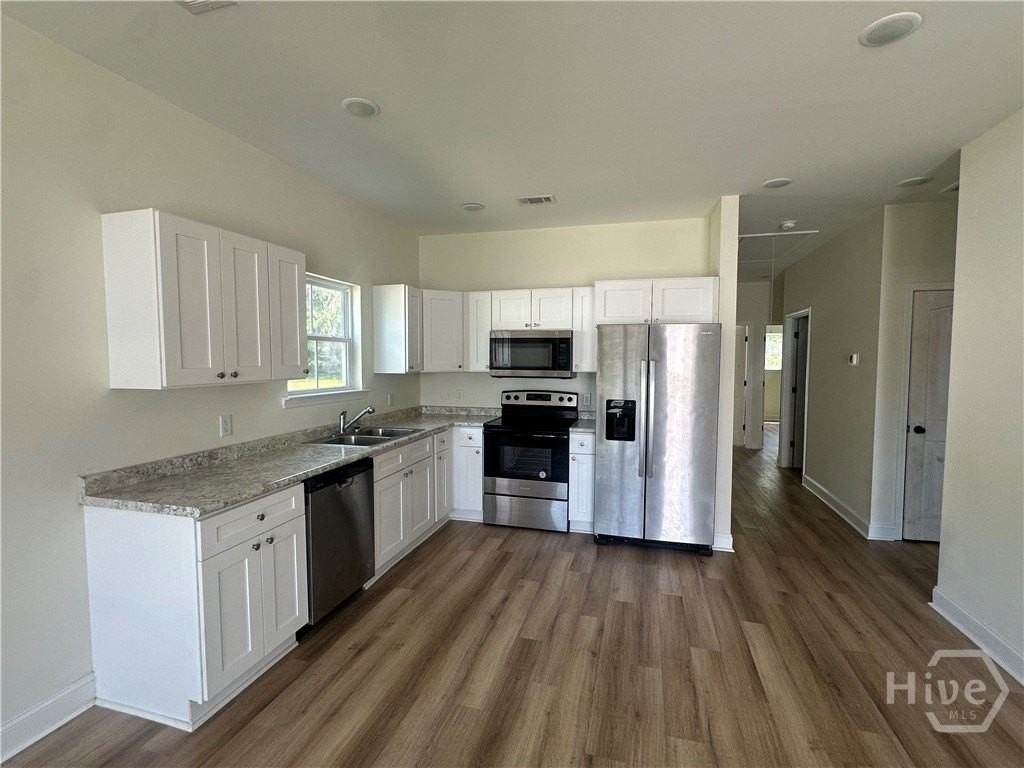 373 Carter Rd #B - Photo 4 of 15
