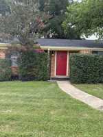 featured image of 1112A Northwood Dr