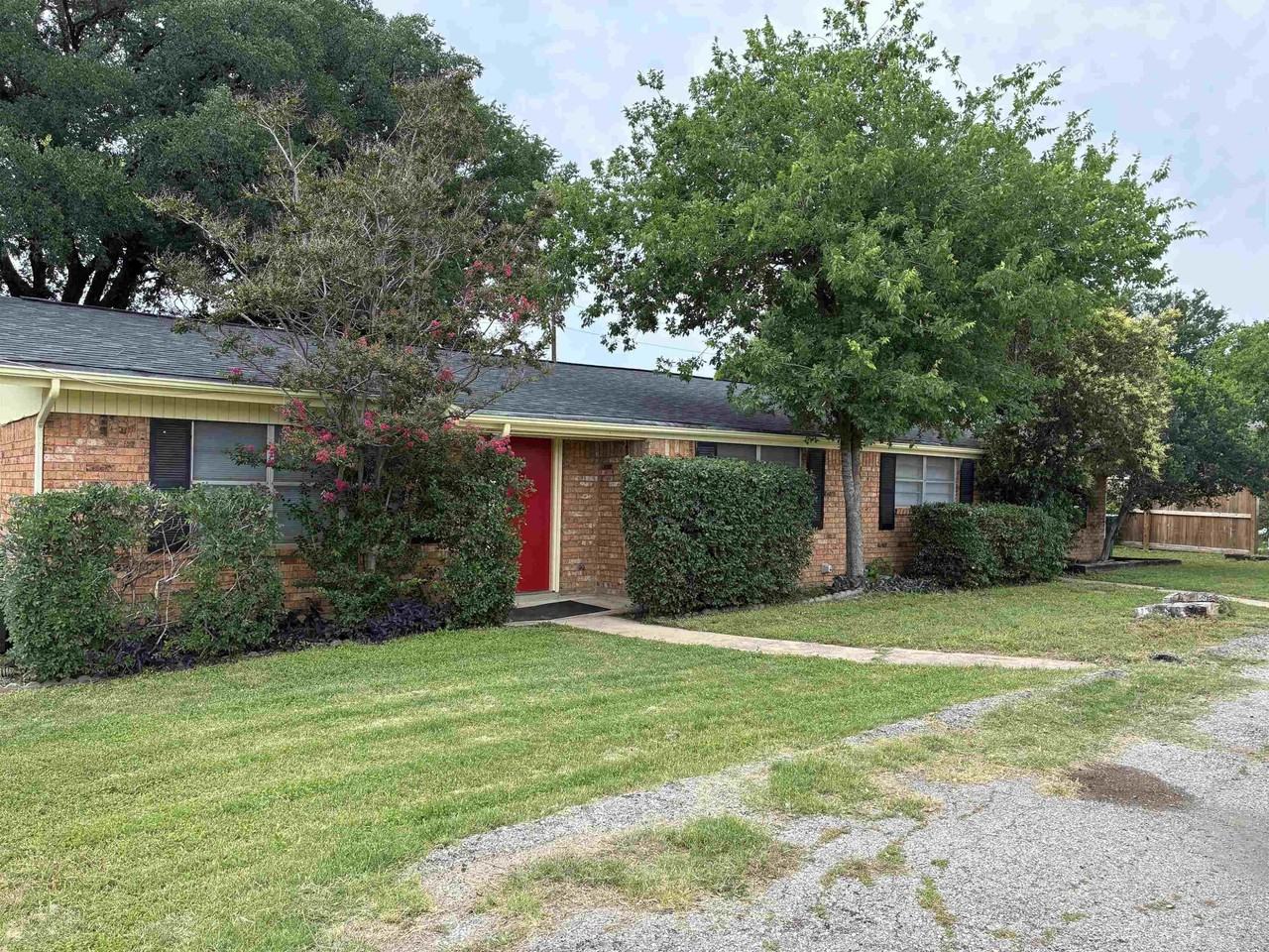 1112A Northwood Dr - Photo 2 of 23