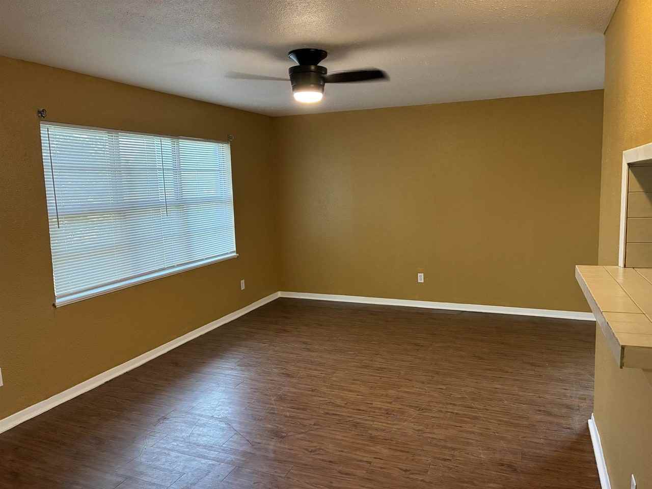 1112A Northwood Dr - Photo 6 of 23