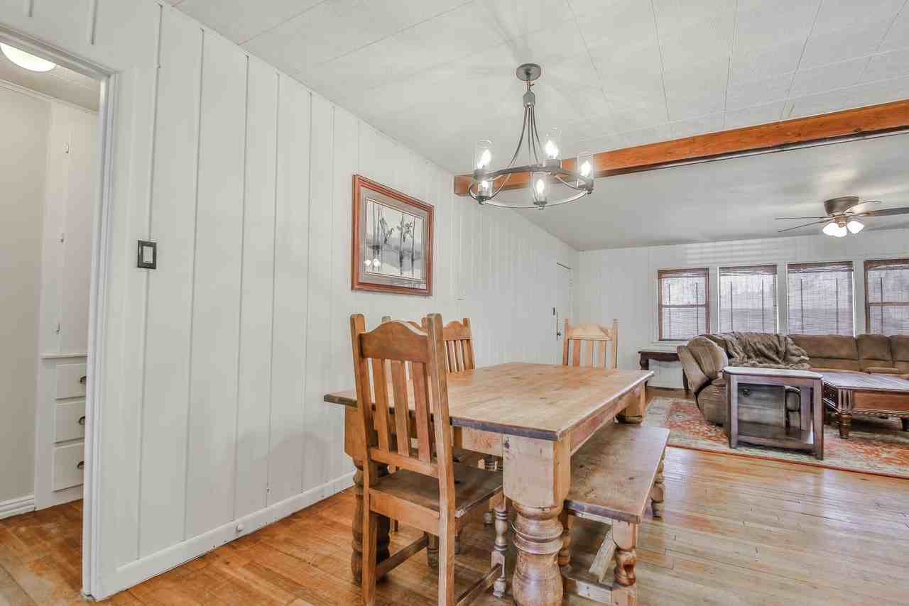 2407 32nd St - Photo 5 of 29