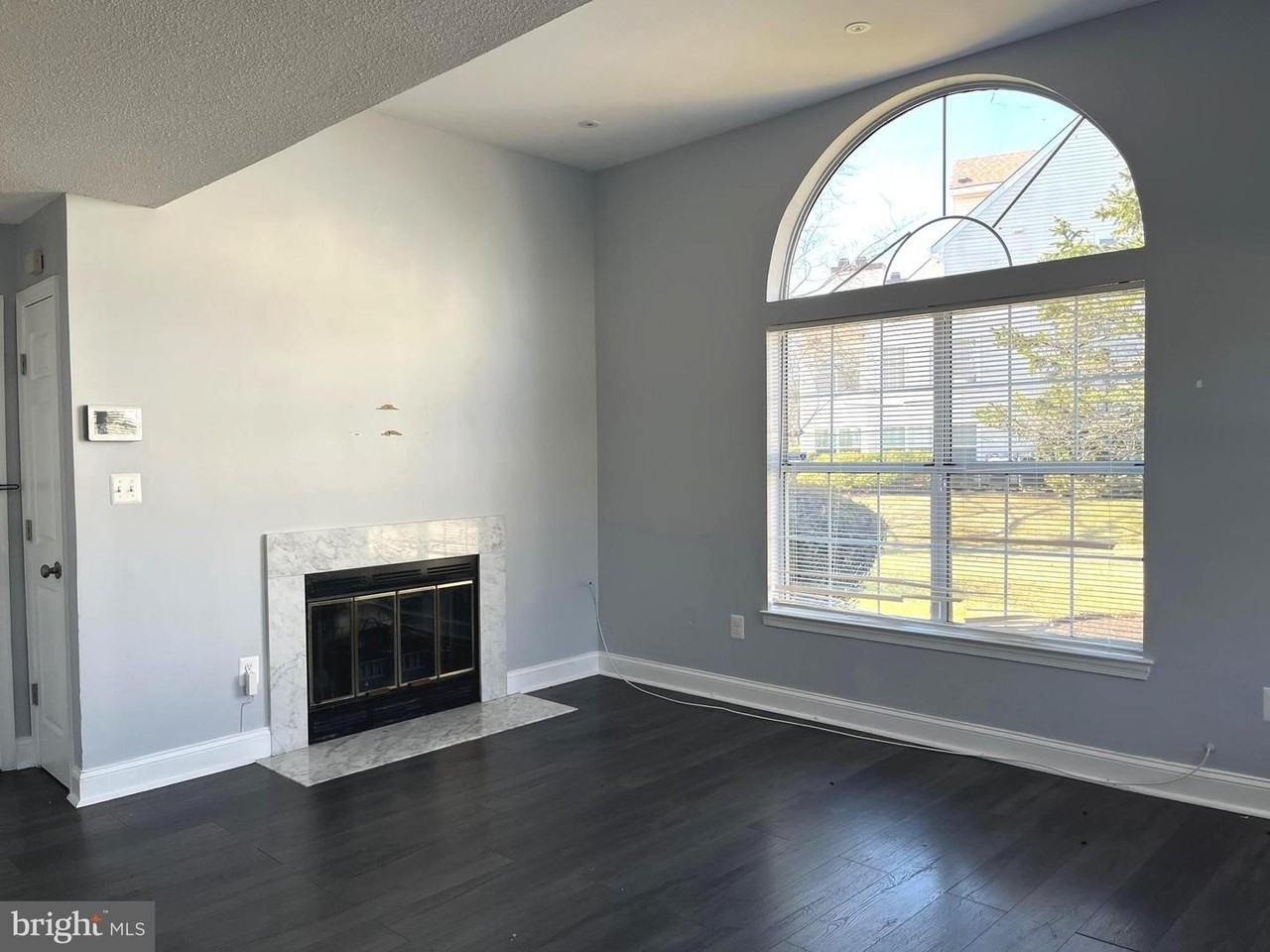 1005 Summerglenn Ct - Photo 5 of 19
