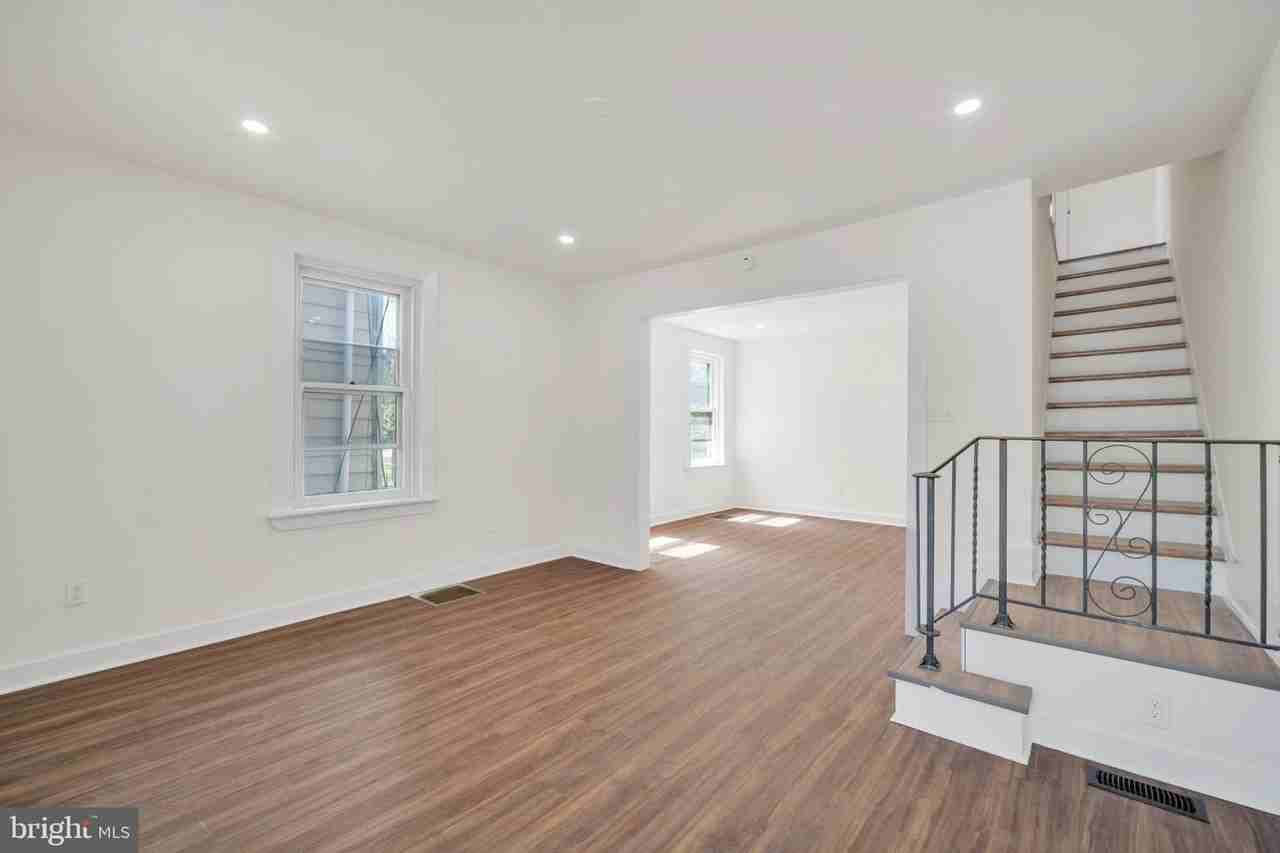 140 S Keswick Ave - Photo 3 of 18