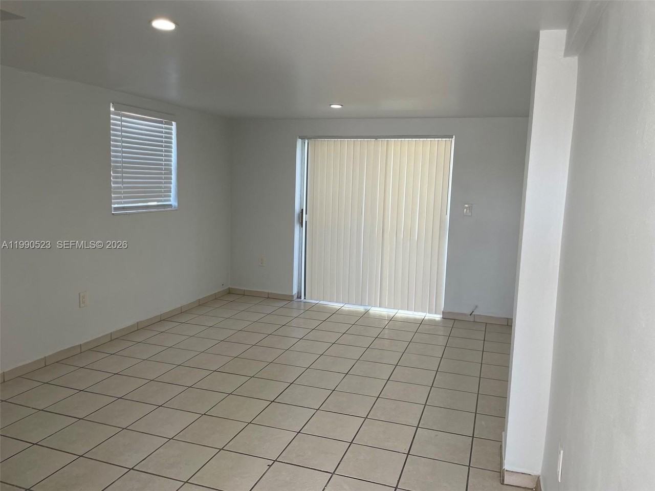 1787 Sw 7th St #7 - Photo 3 of 11