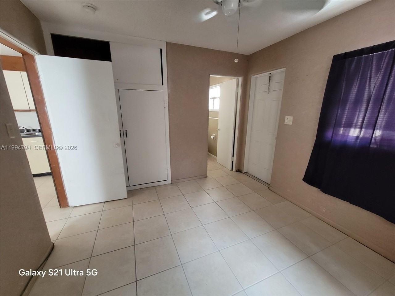 305 S Ocean Dr #4 - Photo 6 of 9