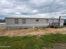 featured image of 124 Watson Ln