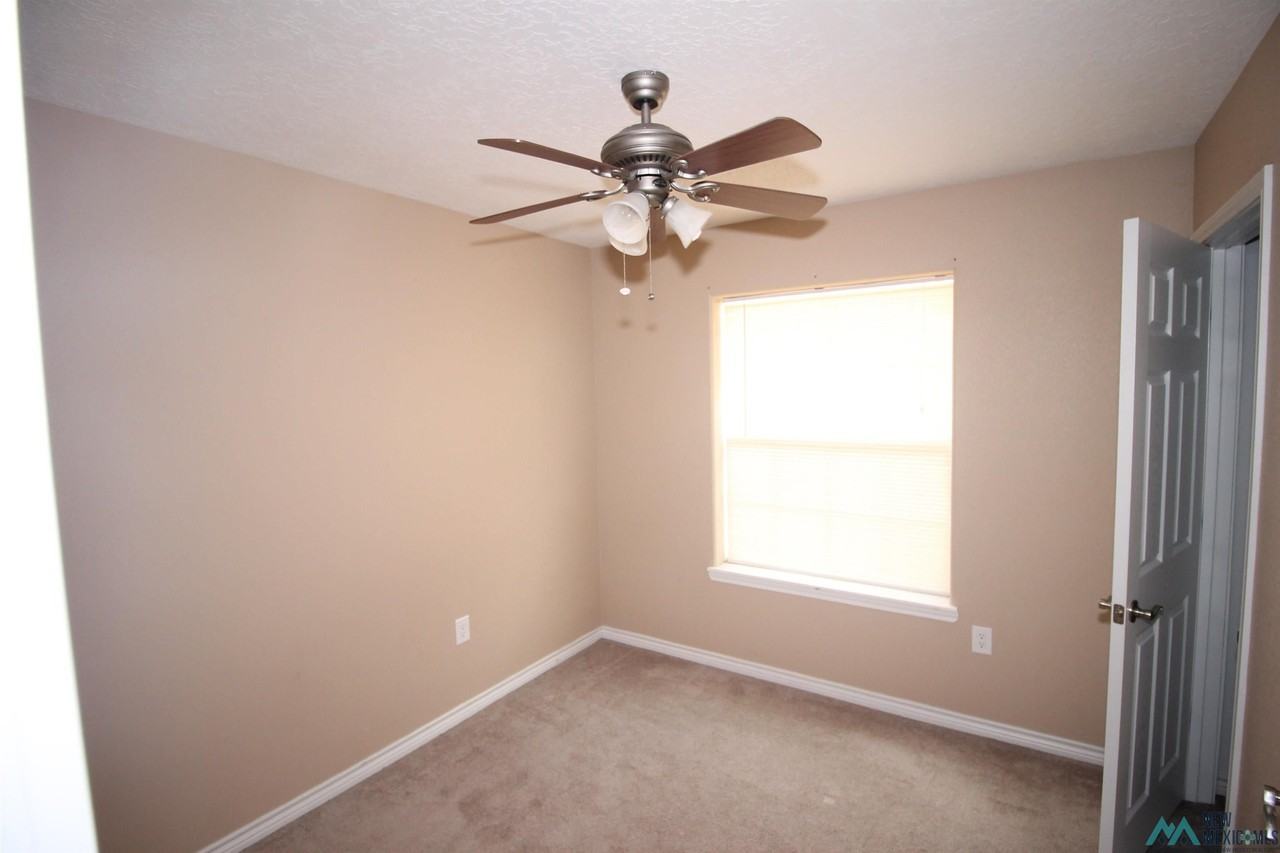 708 Bison Rd Apt A - Photo 4 of 11