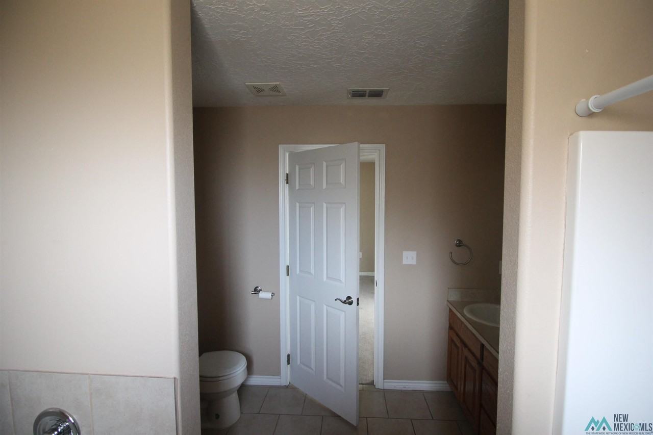 708 Bison Rd Apt A - Photo 7 of 11