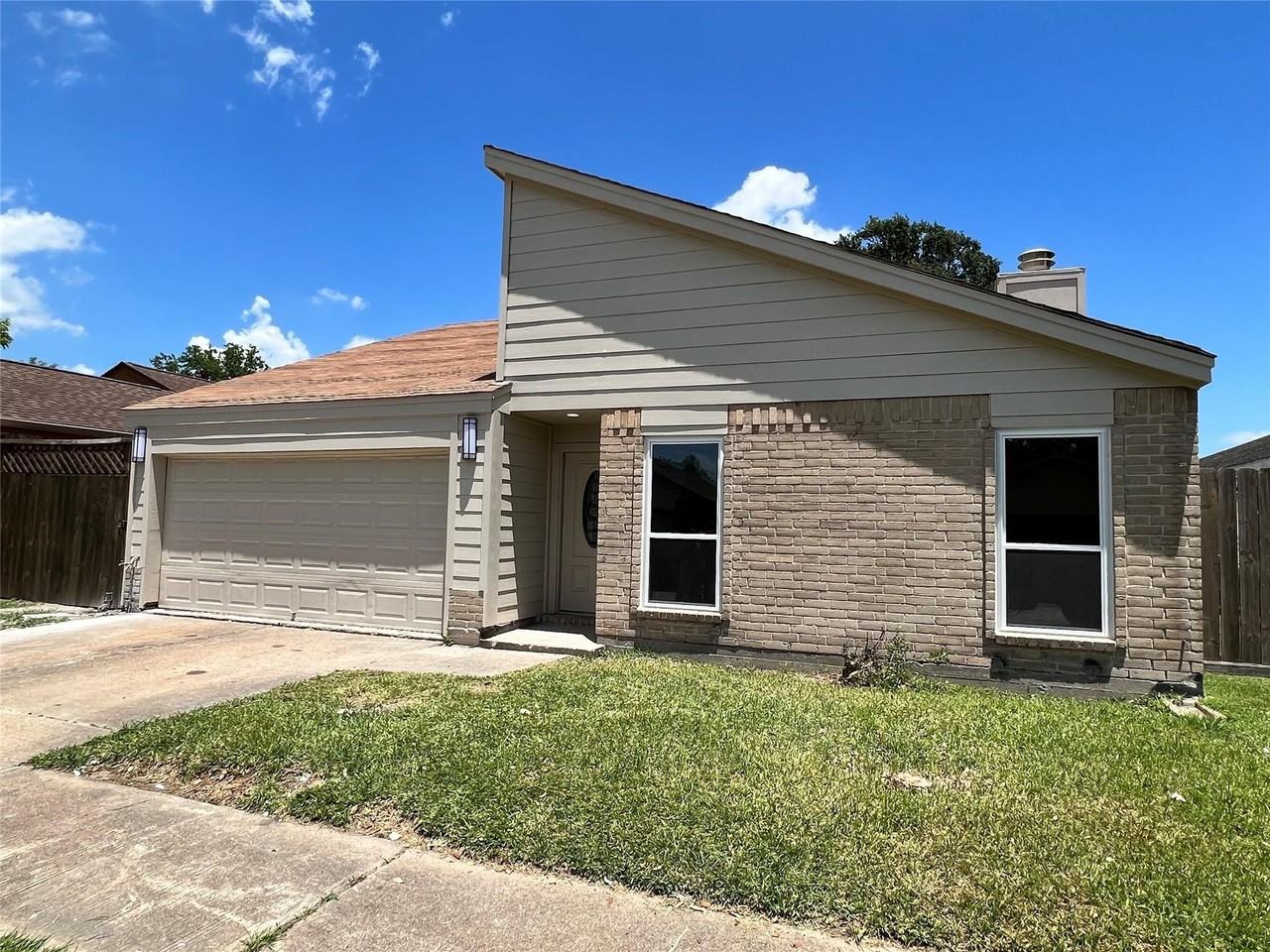 3802 Mountain Rose Ln - Photo 2 of 18
