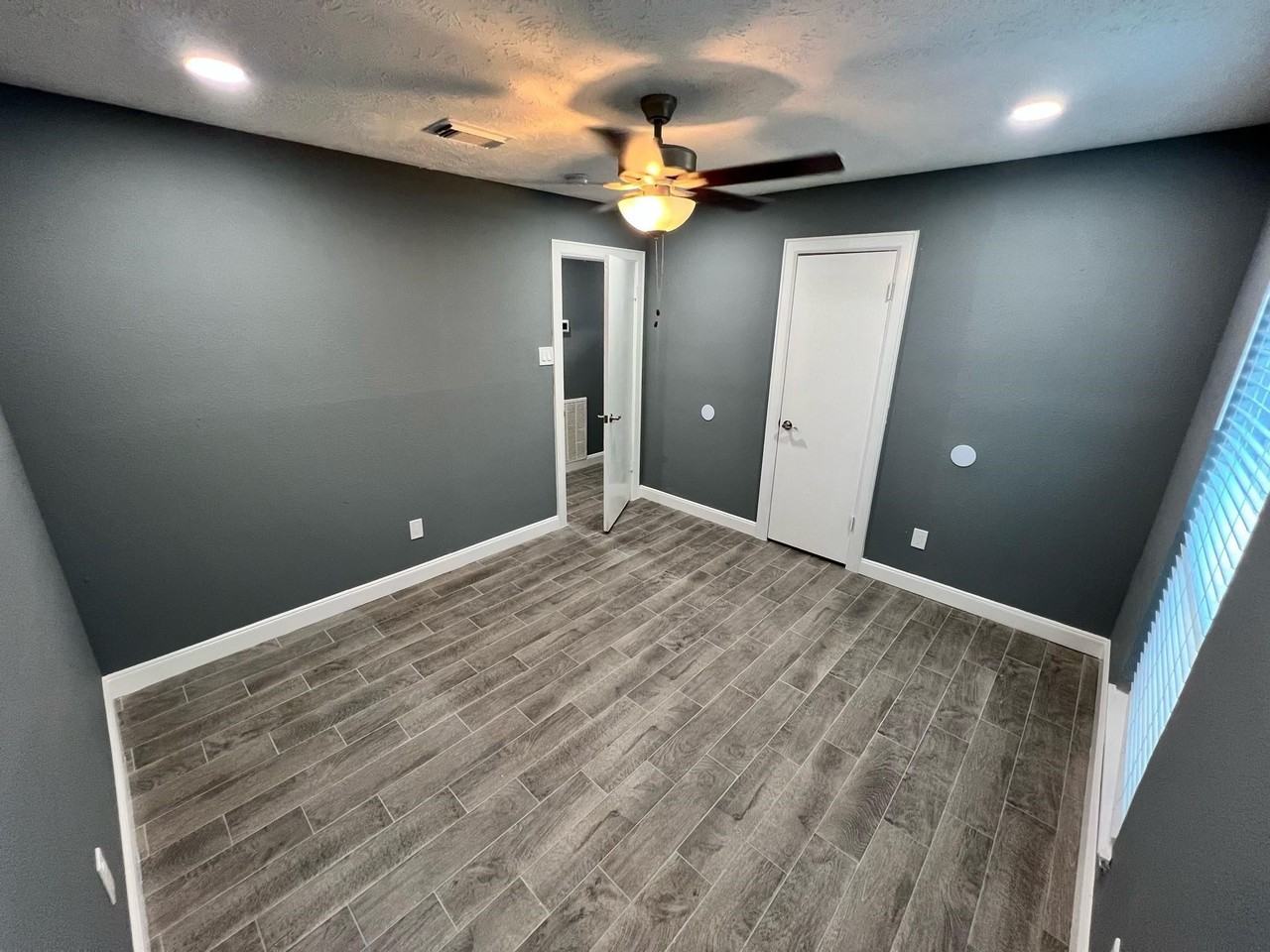 3802 Mountain Rose Ln - Photo 5 of 18