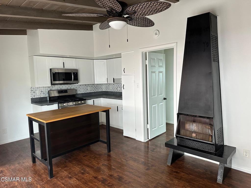 1244 Devon Ln - Photo 4 of 14