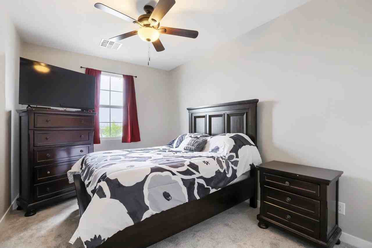 23220 W Miami St - Photo 2 of 14