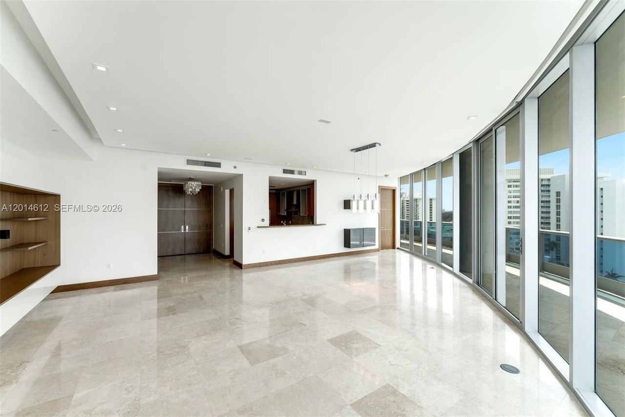 5959 Collins Ave #1001 - Photo 3 of 37