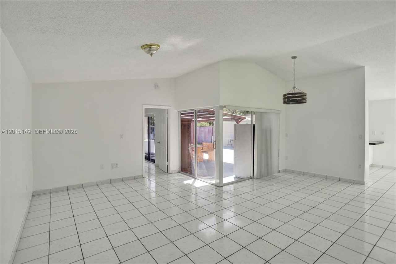 11854 Sw 210th St #X - Photo 7 of 50
