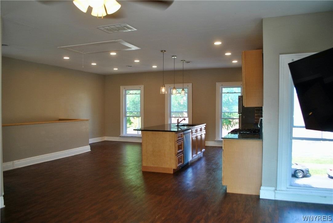 124 Normal Ave - Photo 6 of 14