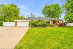 featured image of 7841 Haggerty Rd