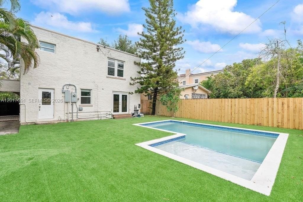 22 Ne 44th St #0 - Photo 4 of 50