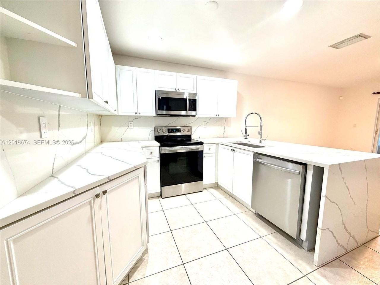 16336 Sw 48th Ter #16336 - Photo 7 of 48