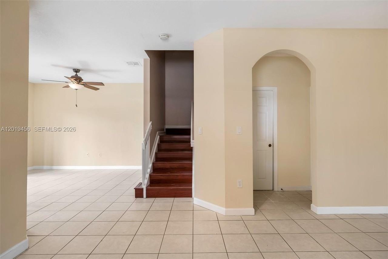 22280 Sw 93rd Pl - Photo 4 of 19