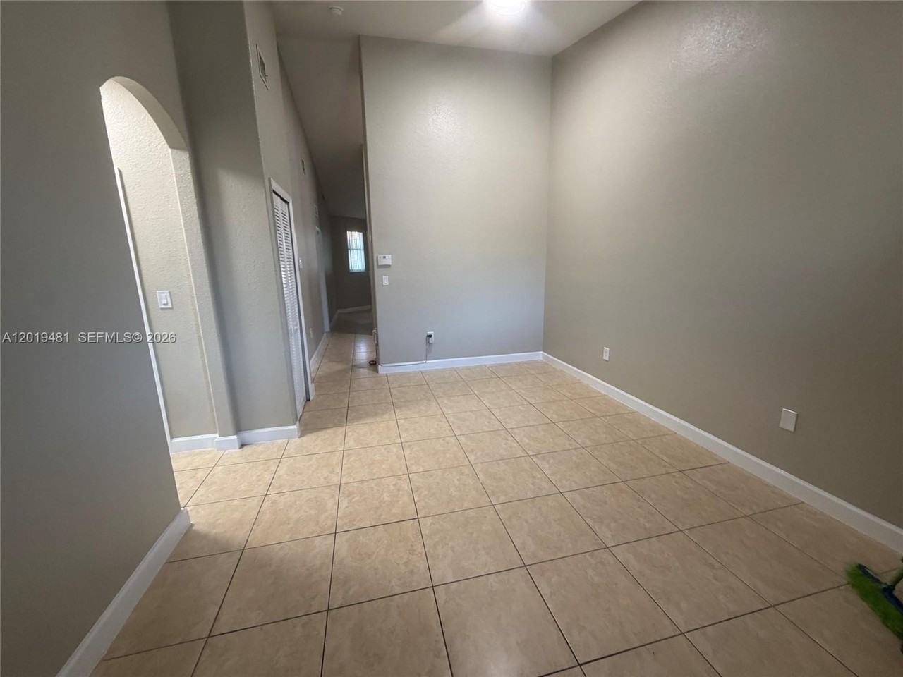 1535 Se 26th St #206 - Photo 3 of 13
