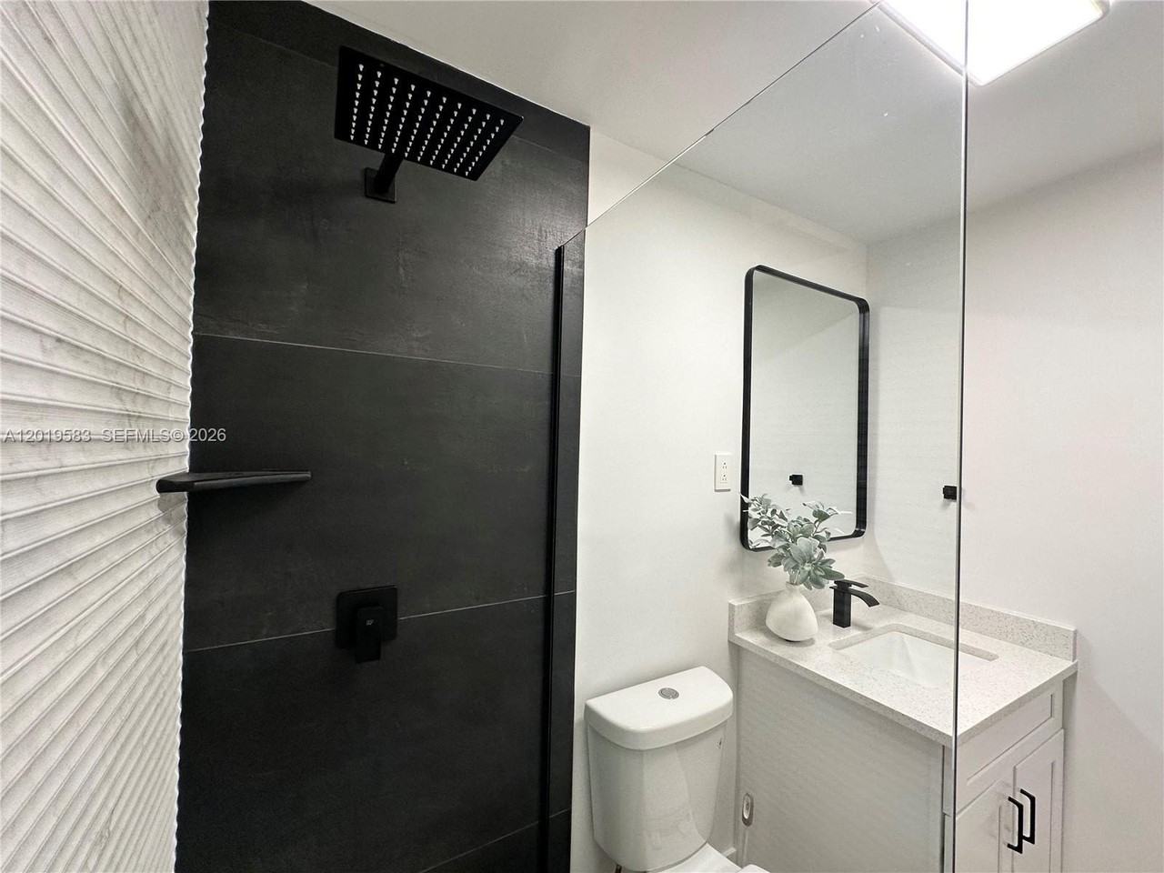 1471 Ne 170th St #213A - Photo 7 of 23