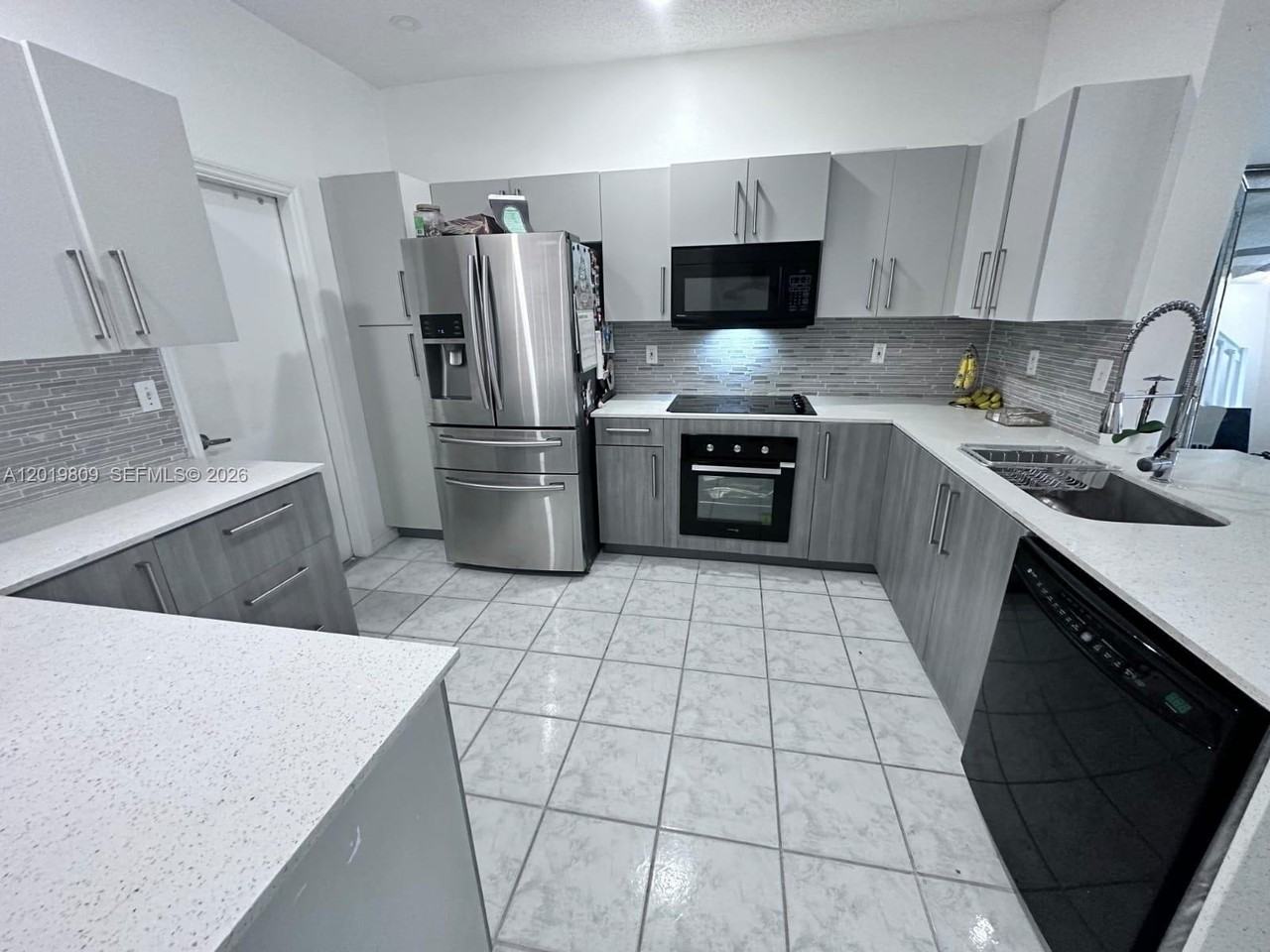 2078 Madeira Dr #0 - Photo 3 of 21