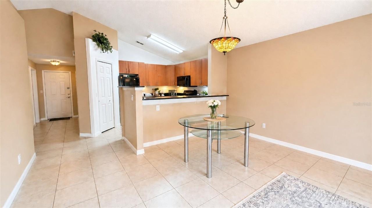 1705 Circe Lake Ct - Photo 5 of 18