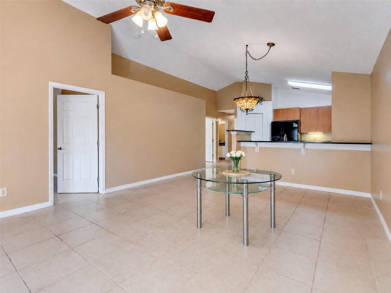 1705 Circe Lake Ct - Photo 6 of 18