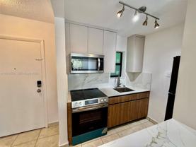 1530 Sw 2nd St #304 - Photo 1 of 1