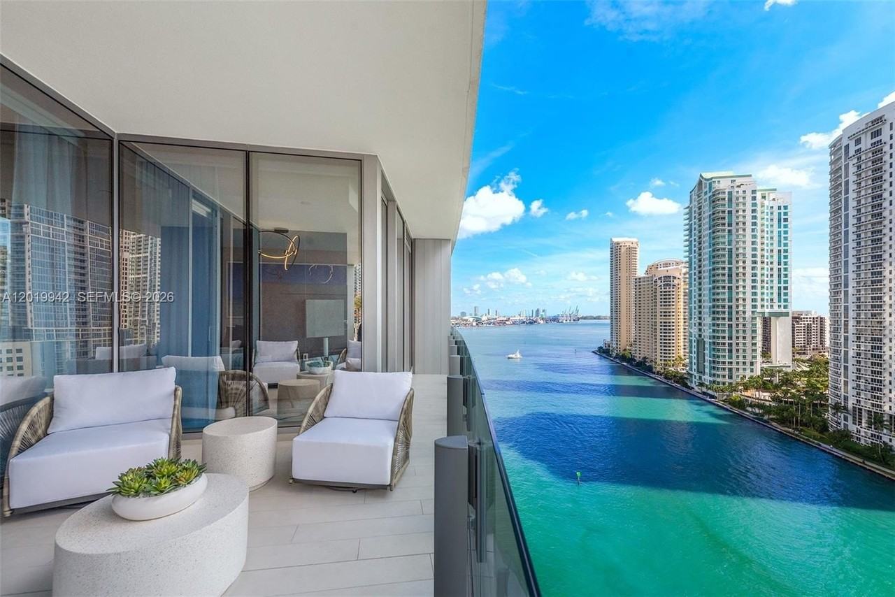 300 Biscayne Boulevard Way #1605 - Photo 4 of 38