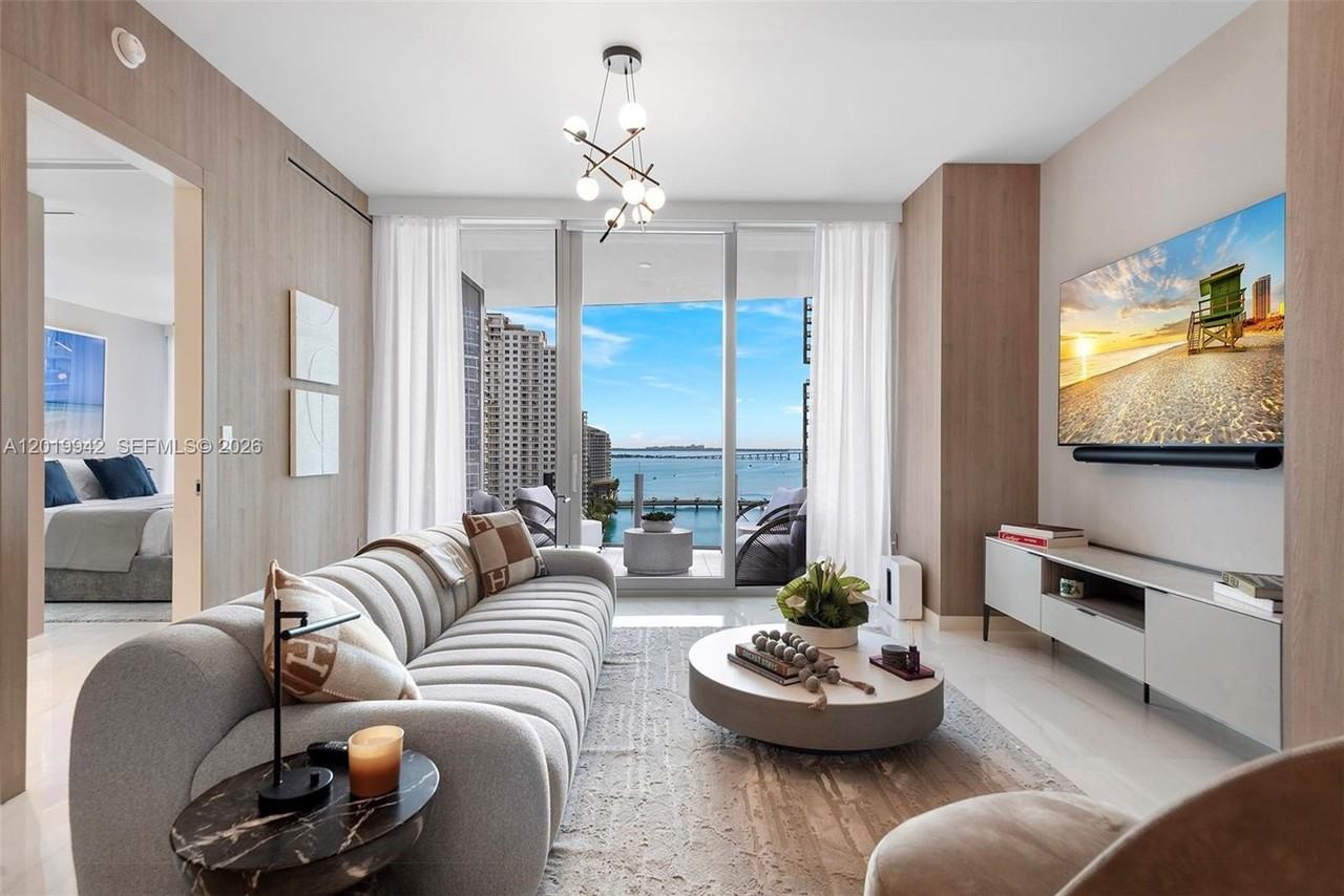 300 Biscayne Boulevard Way #1605 - Photo 5 of 38