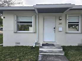 241 Ne 1st Ter #1-2 - Photo 1 of 1