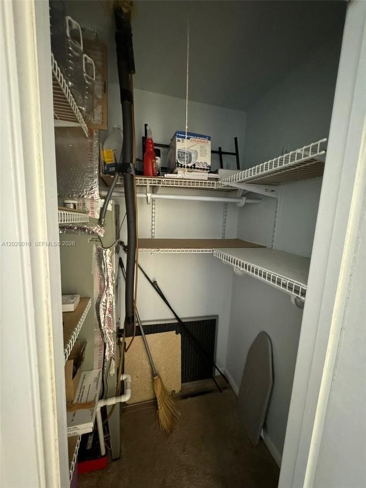 221 Kent M #221 - Photo 6 of 24