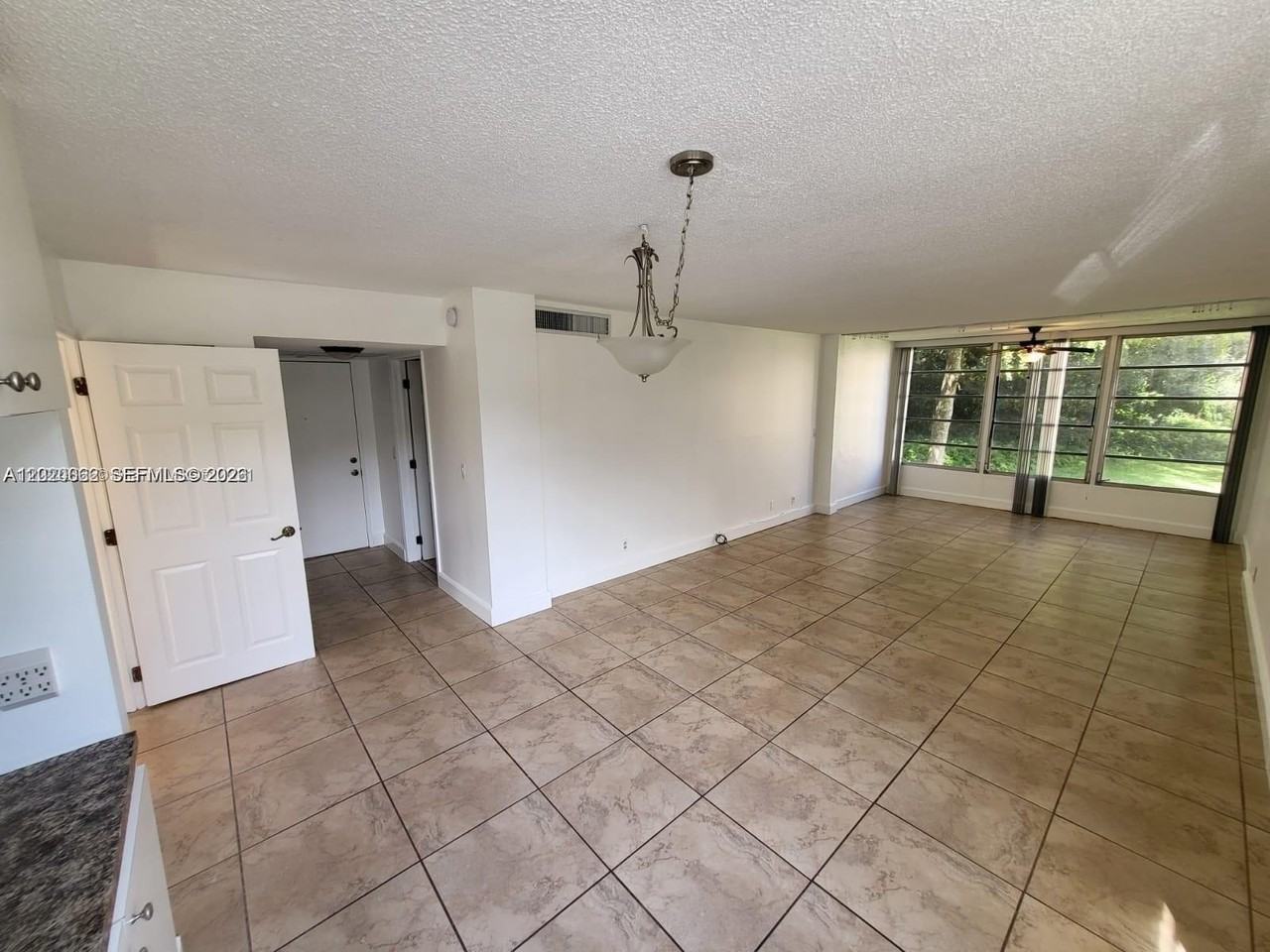 9440 Live Oak Pl #201 - Photo 4 of 13
