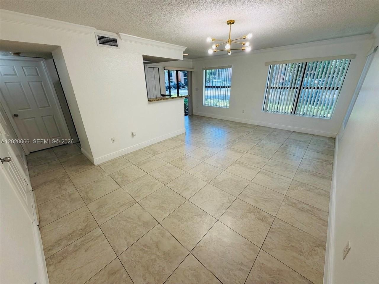 15689 Sw 106th Ln #701 - Photo 5 of 25