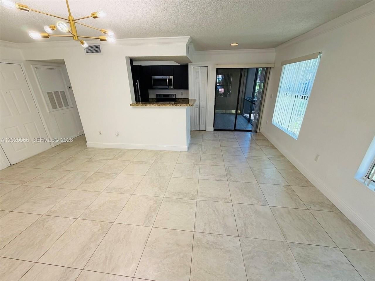 15689 Sw 106th Ln #701 - Photo 6 of 25