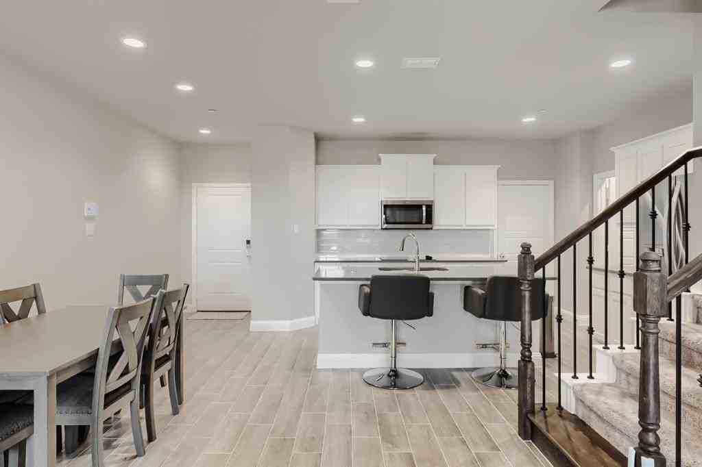 628 Sandiford Ct - Photo 4 of 21